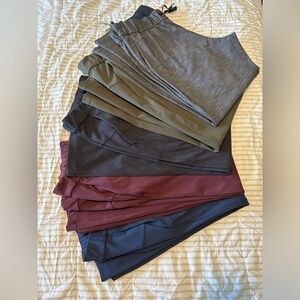 Bundle of 5 lululemon on the fly